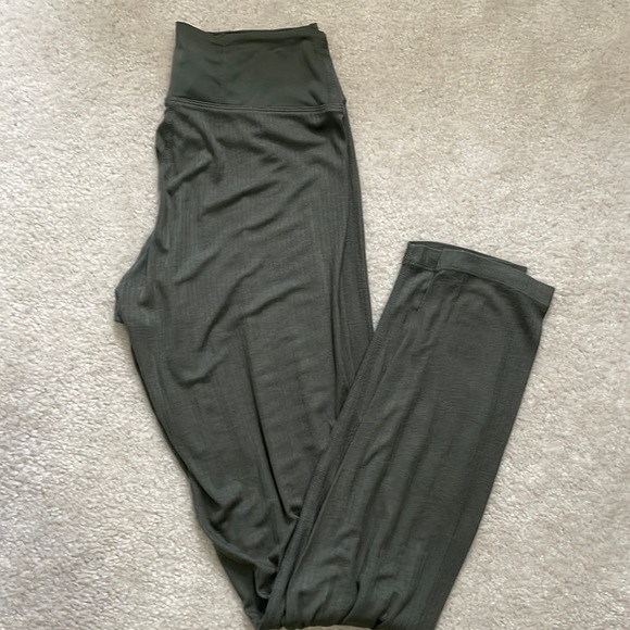 ⭐️Girls legging⭐️ - Picture 1 of 4